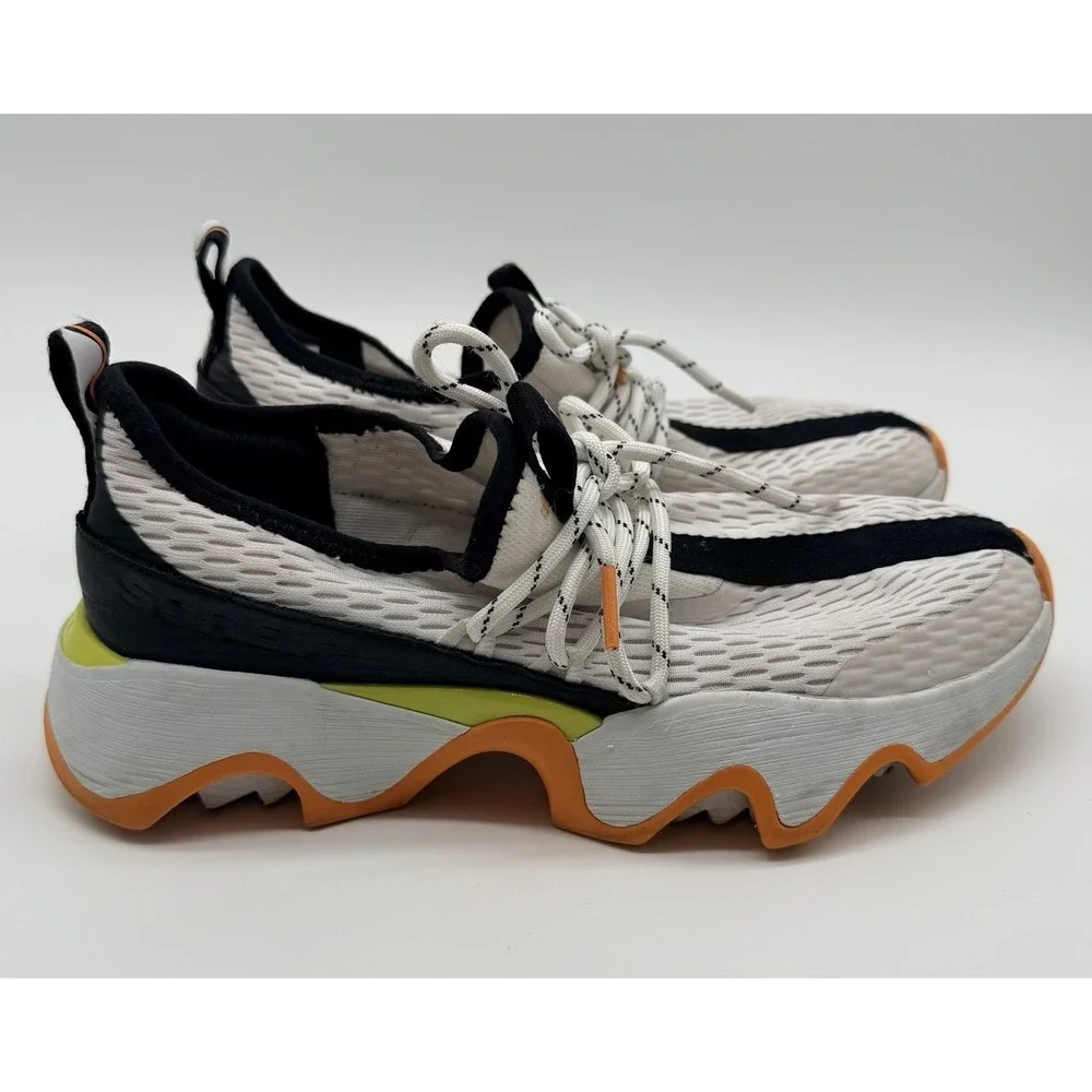 Sorel Shoes Women's 7.5 White Black‎ Kinetic Impact Lace Sneakers Running Casual